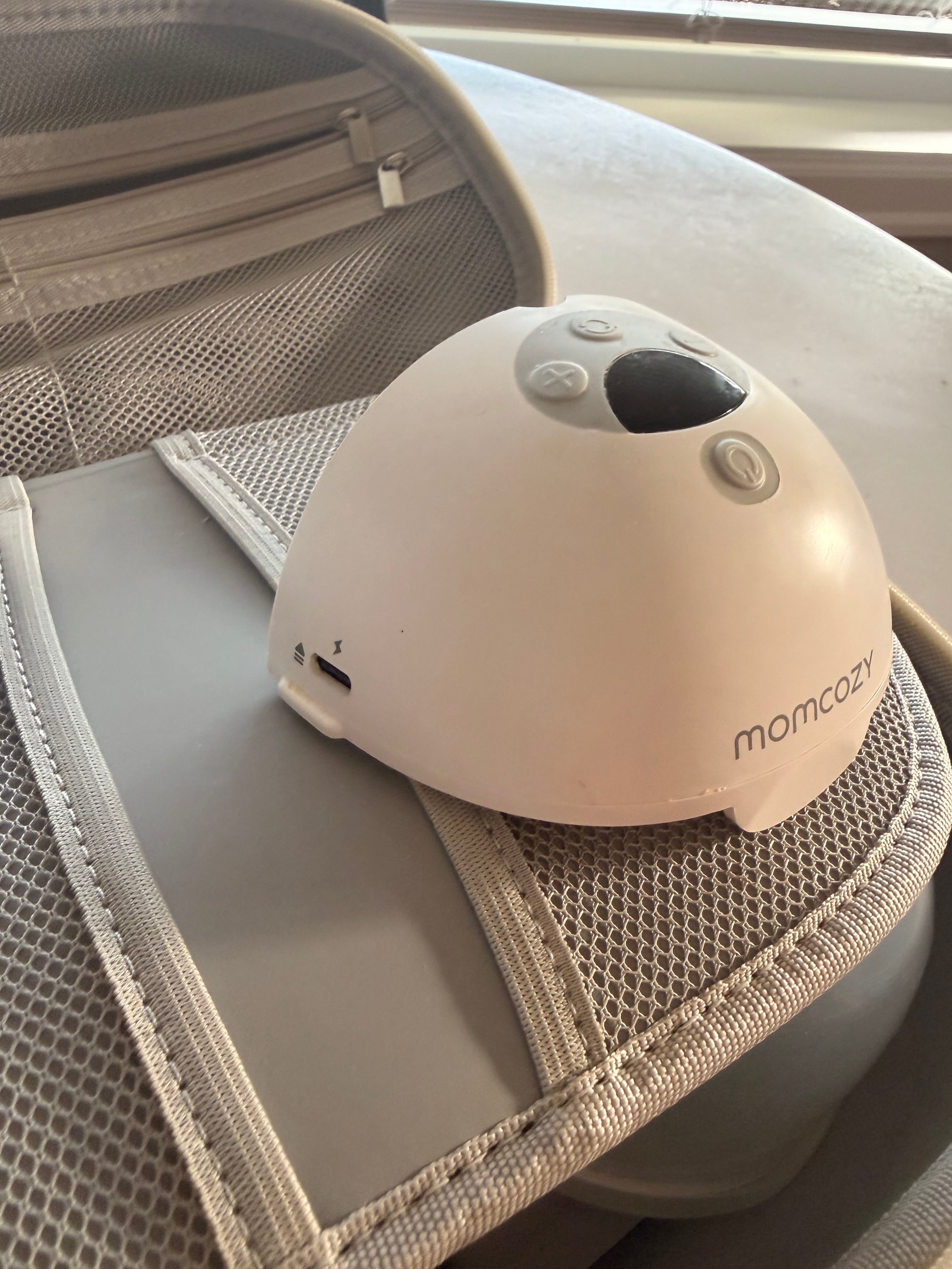 Momcozy Breast Pump Set – 3 Units + Carrying Case