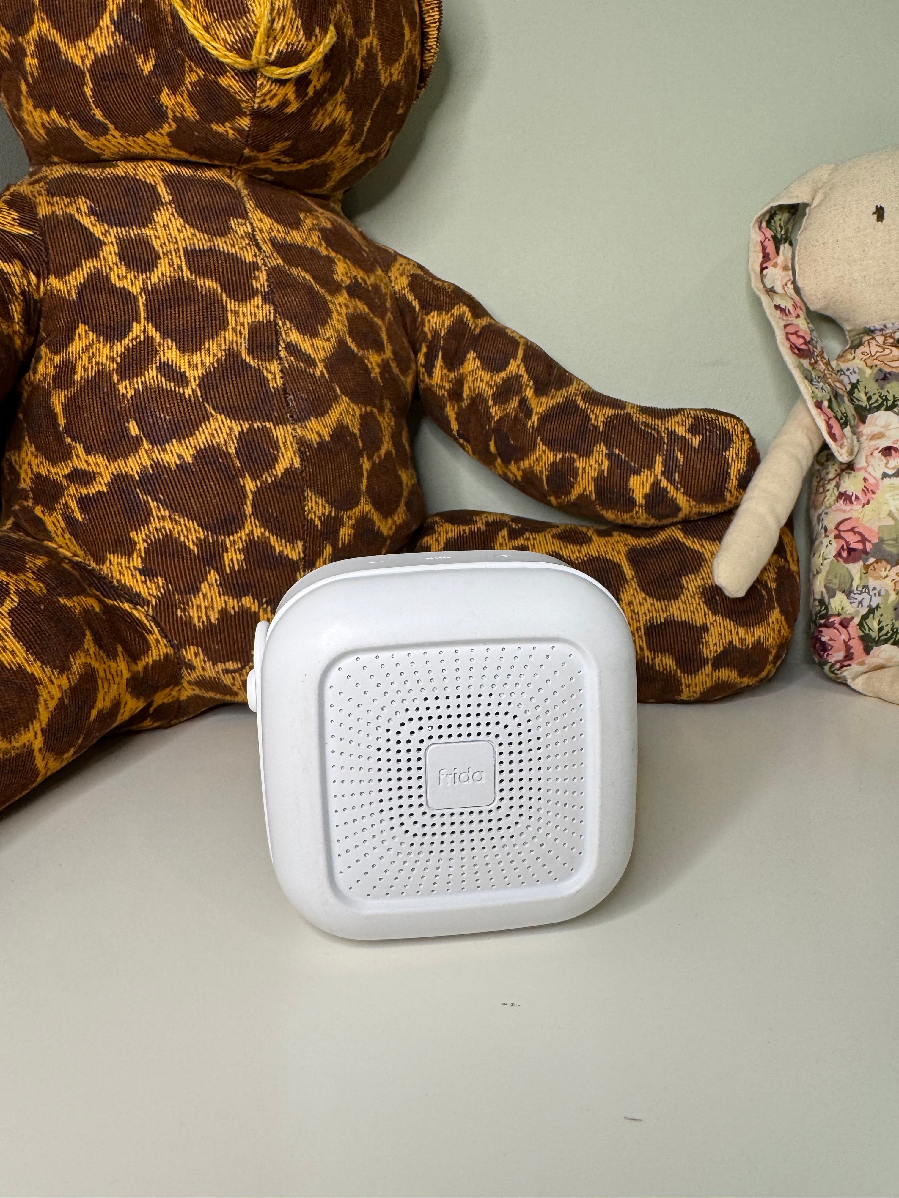 Frida Baby – On-The-Go Sound Machine + Nightlight