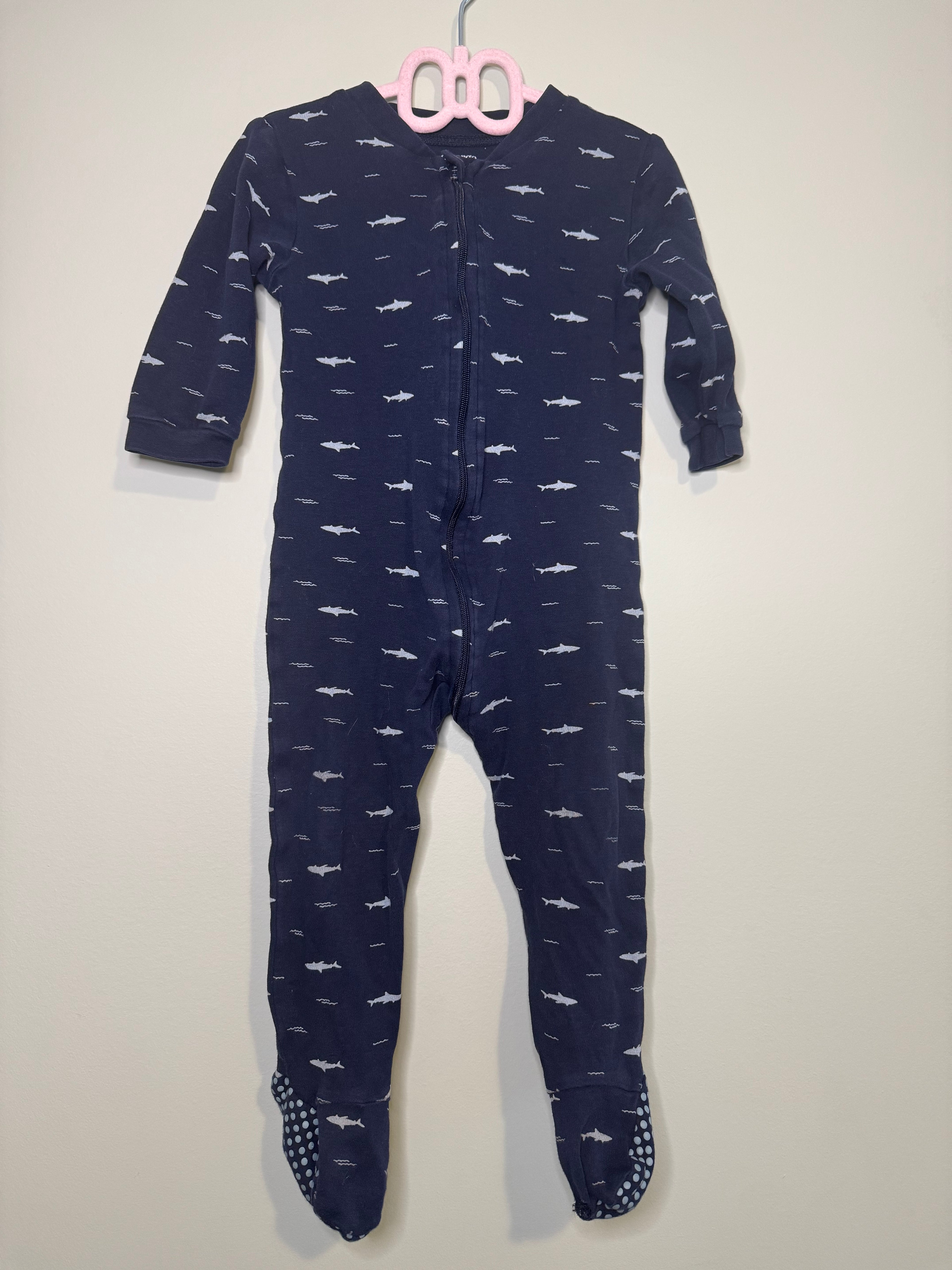 George – Footed Zipper Sleeper (Fish Print) – 12–18M
