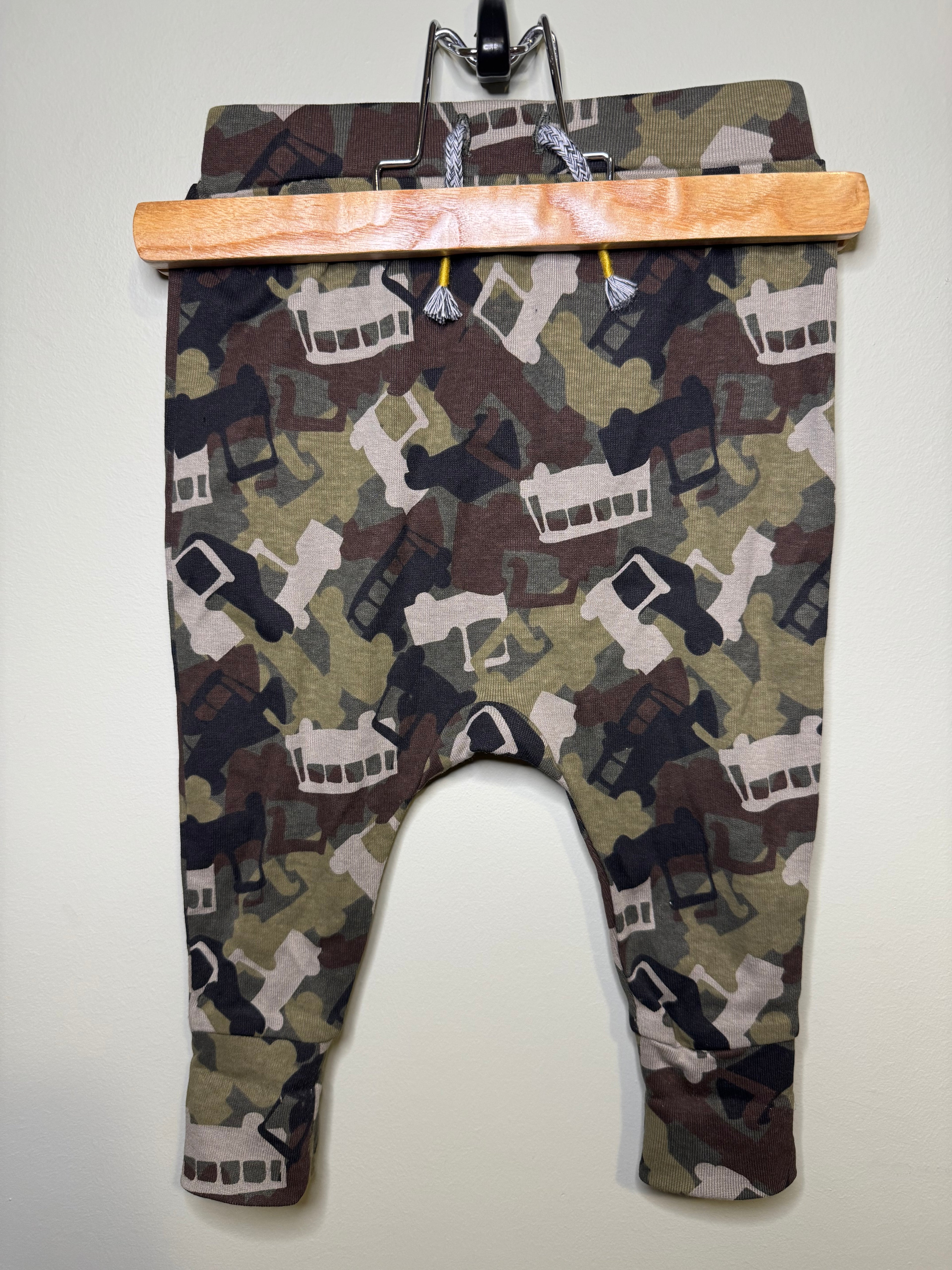 3–6 Month - Joe Fresh Camo Jogger Pants