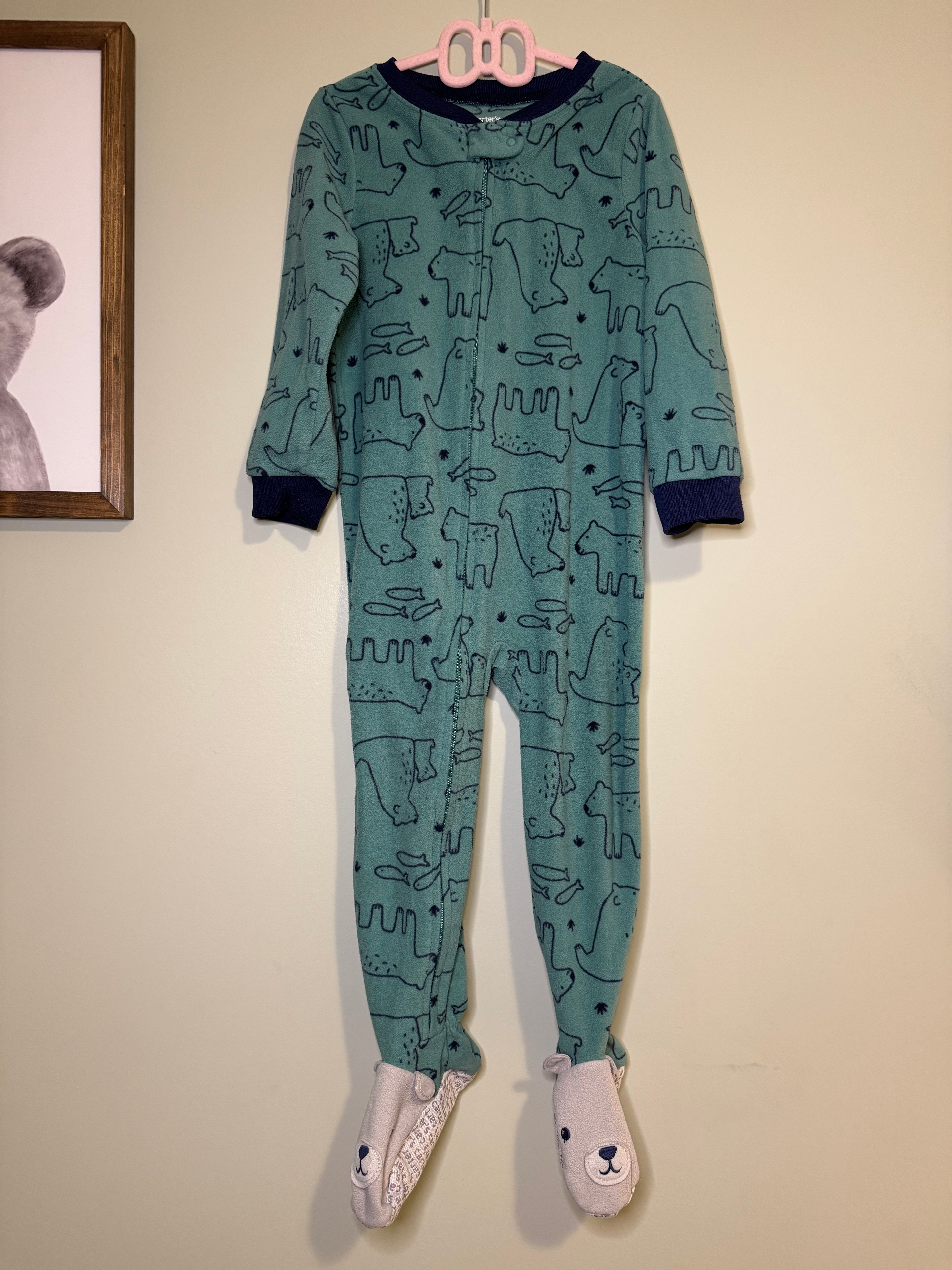 Carter’s – Footed Sleeper (Bear Print) – 3T