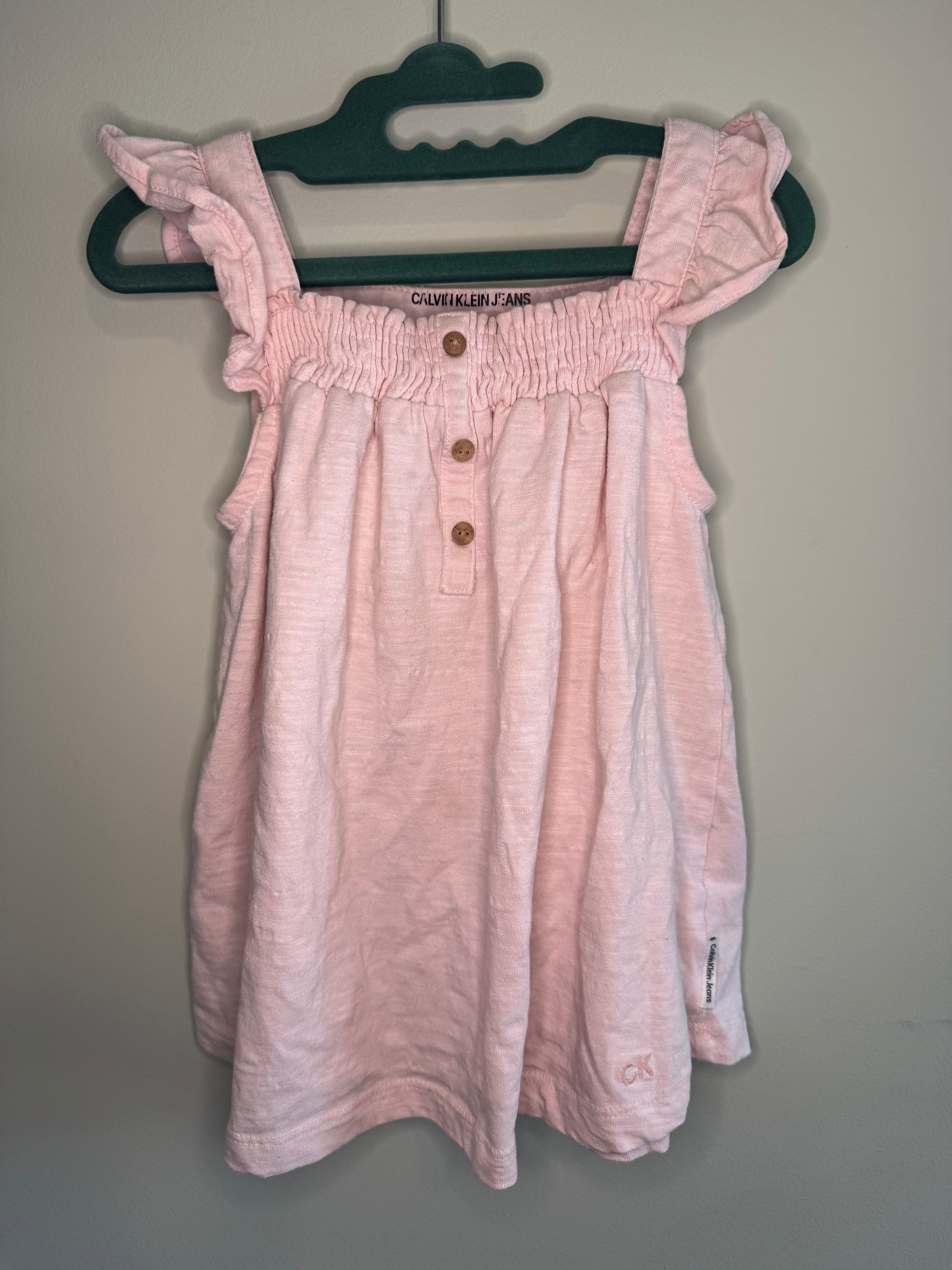 Calvin Klein Jeans – Smocked Flutter Sleeve Dress – 5T