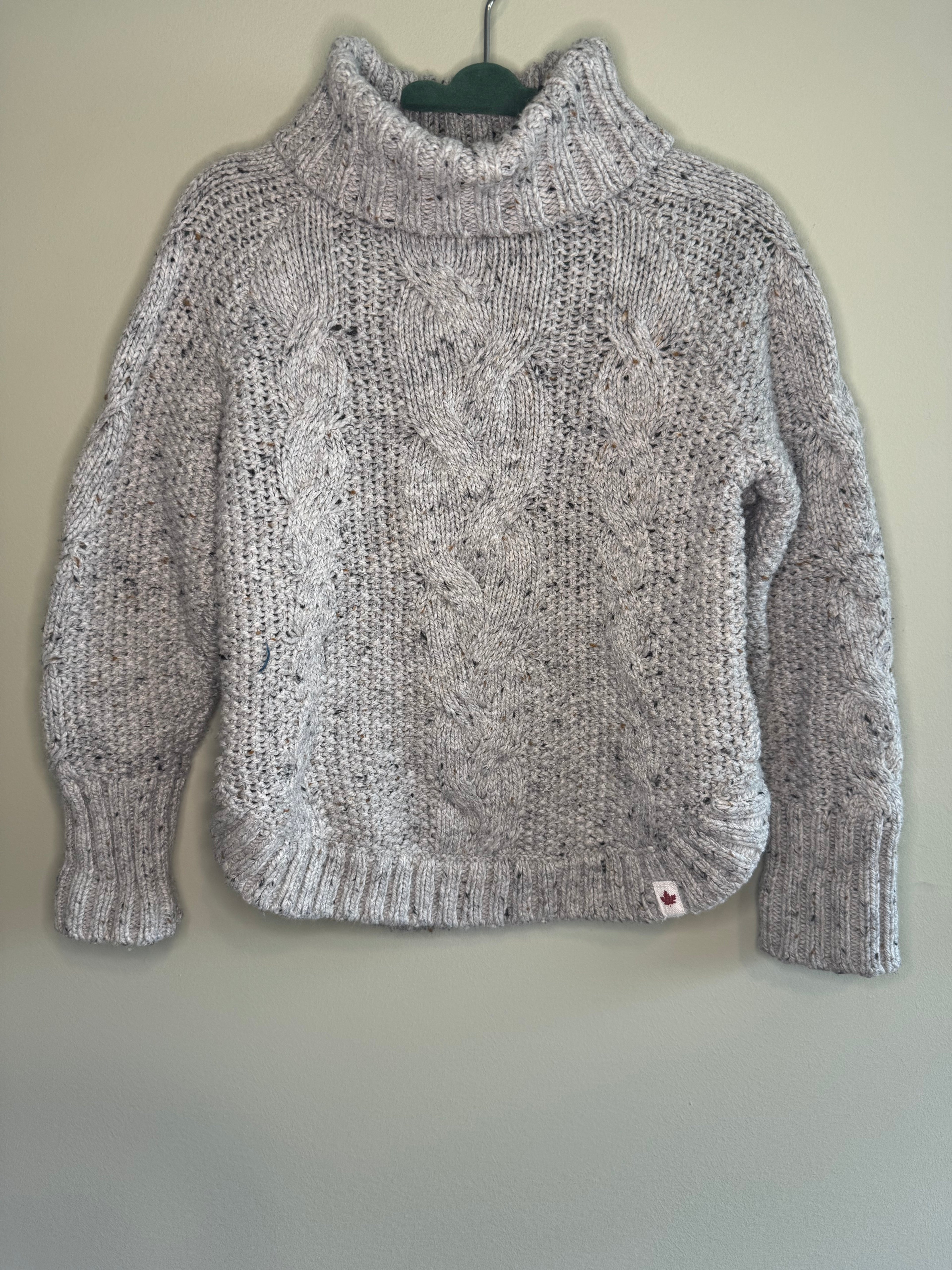 Canadiana – Cable Knit Turtleneck Sweater – 5T