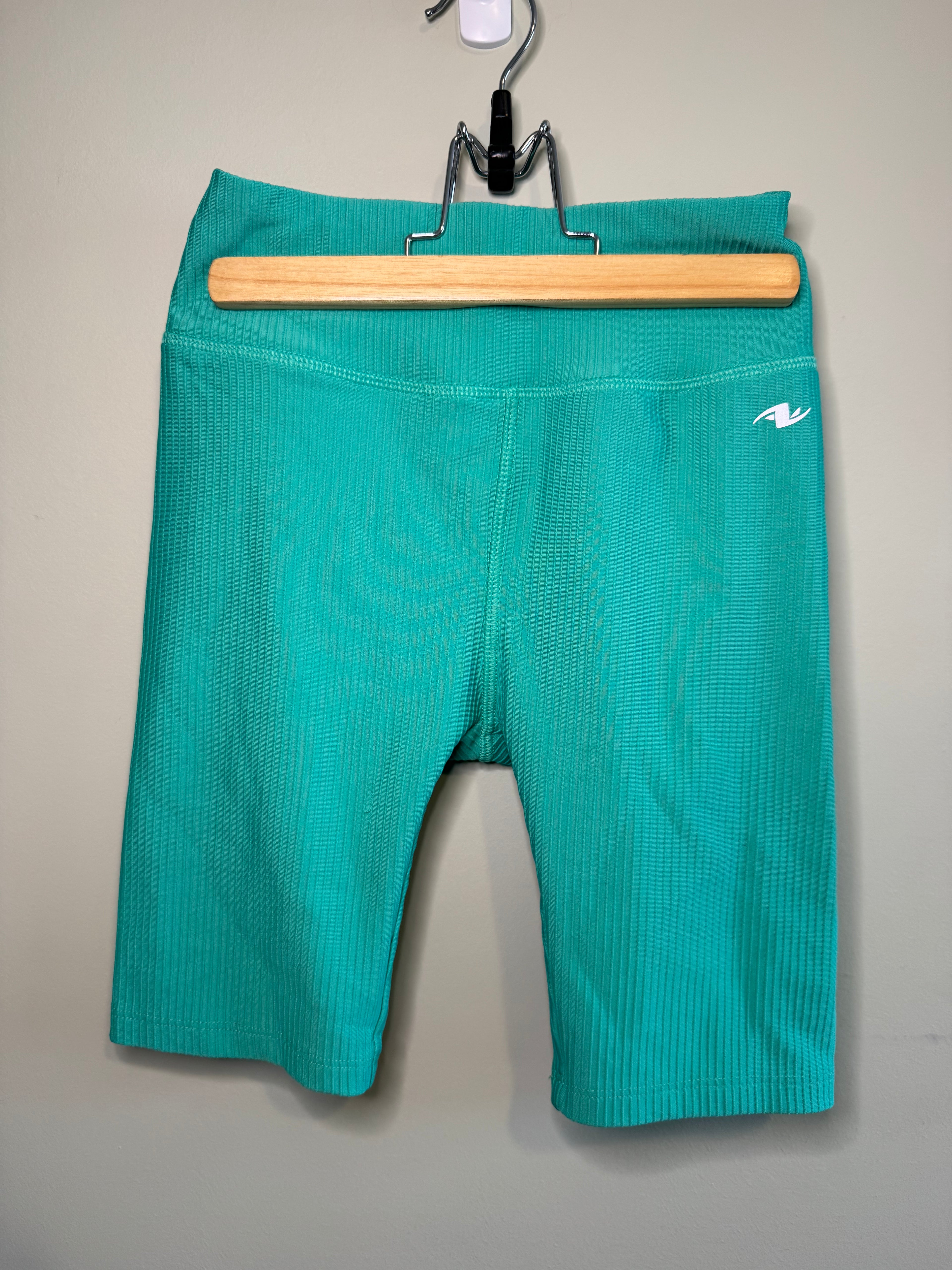 Athletic Works – Dri-More Ribbed Bike Shorts – Size L (10–12) Youth