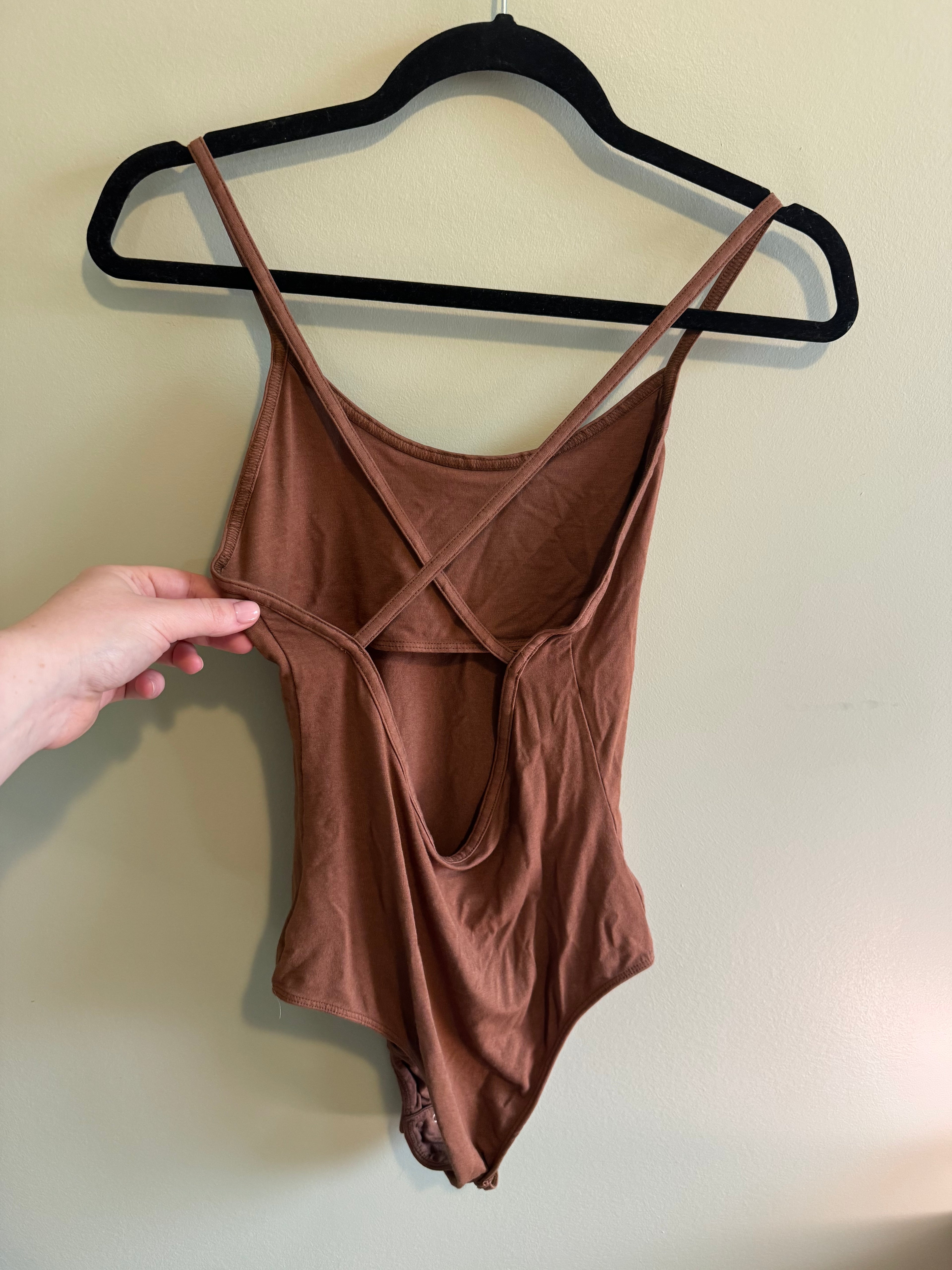 AGOLDE – Open Back Scoop Bodysuit – M