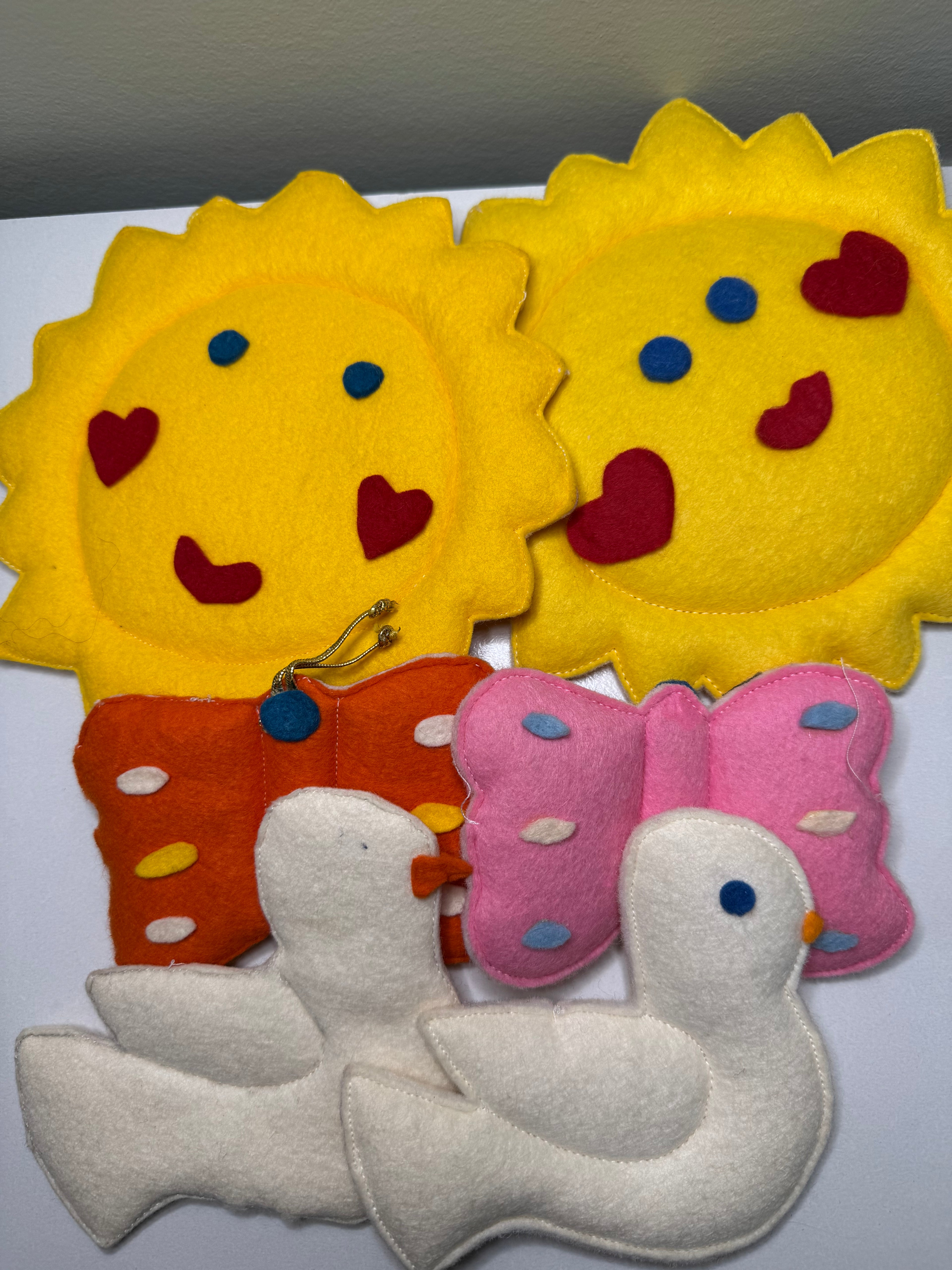 Felt Baby Crib / Wall Décor Set – Sun, Birds & Butterfly
