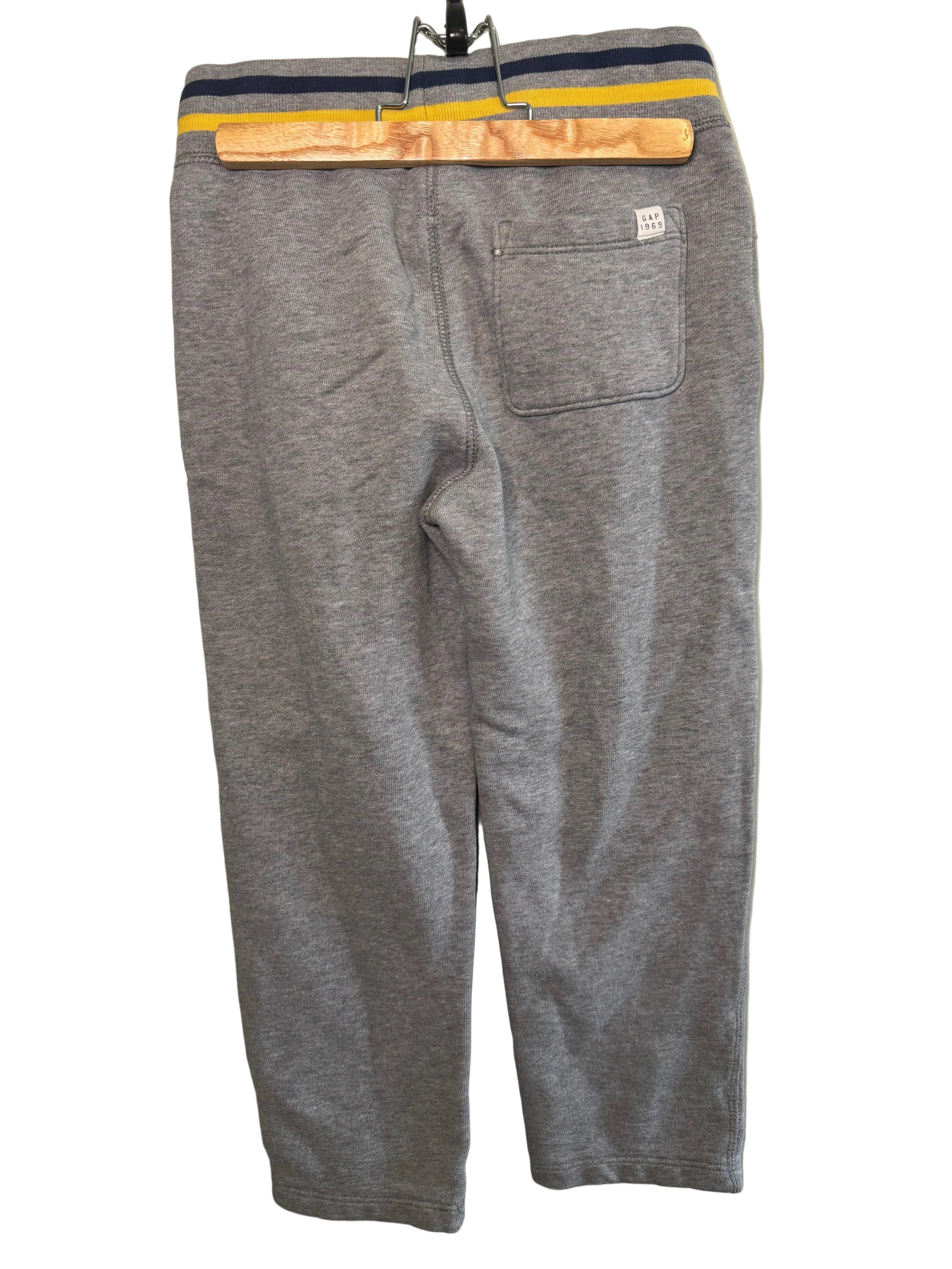 Gap Kids – Fleece Sweatpants (Grey Stripe Waistband) – Youth S (6-7)